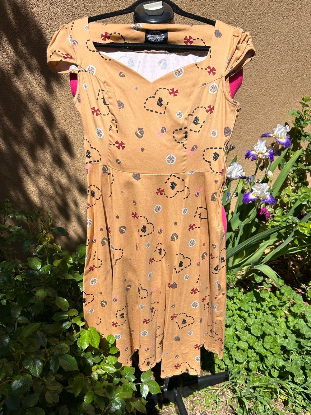 Hearts & Roses Tan Print Cap-Sleeve Dress